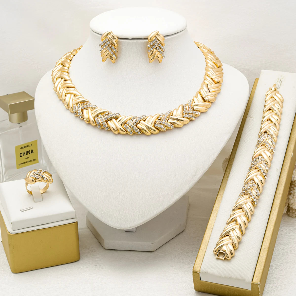 Dubai Luxury Gold Jewelry Set